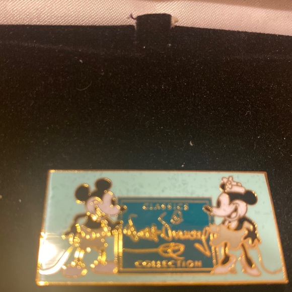 Disney Classics - Picture 4 of 7